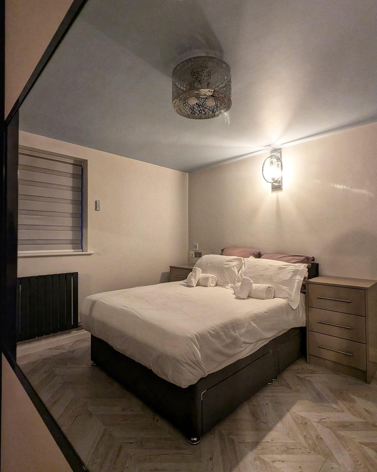 Beautiful 5 Bedroom Home Sleeps 12 People In Manchester Buitenkant foto