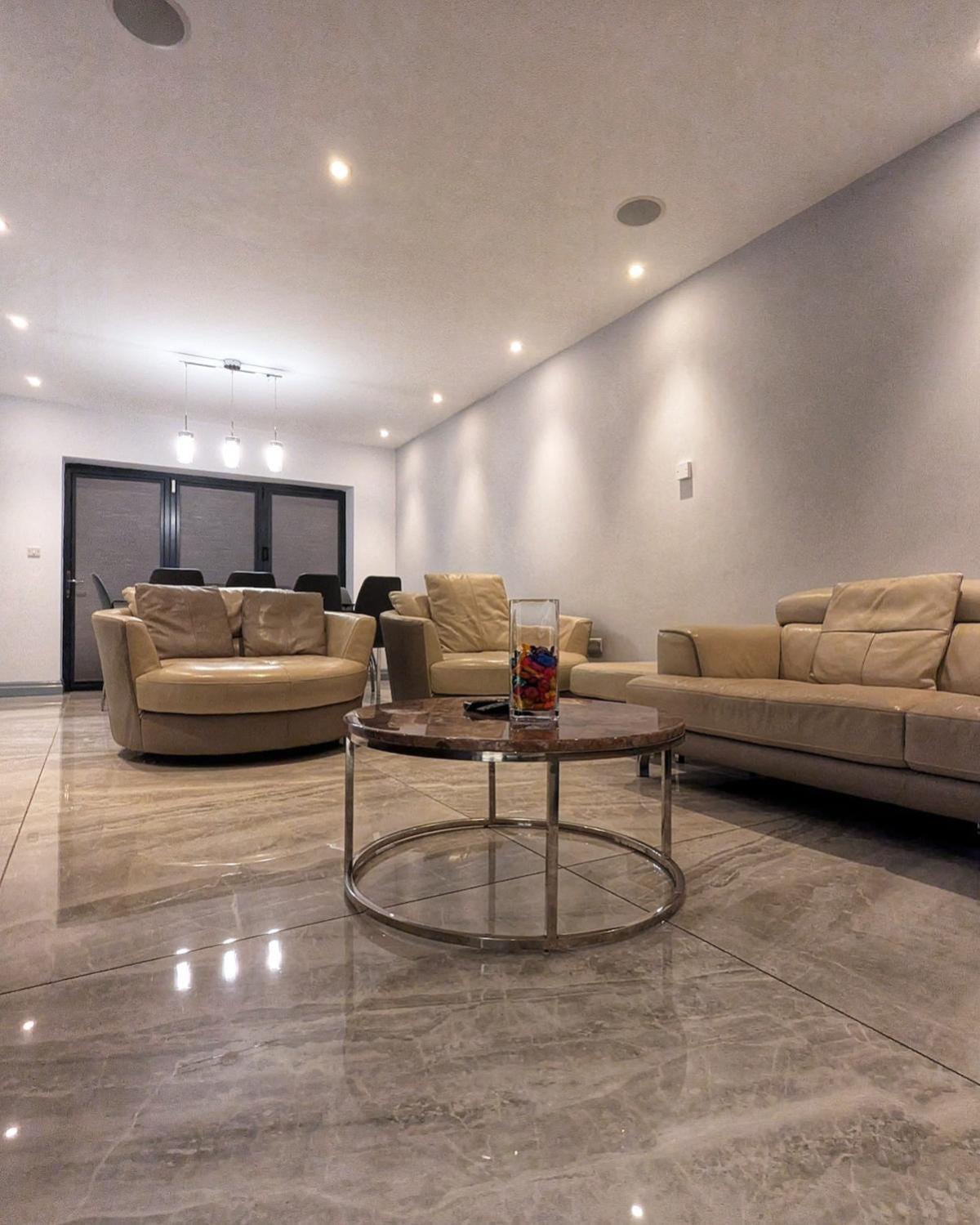 Beautiful 5 Bedroom Home Sleeps 12 People In Manchester Buitenkant foto